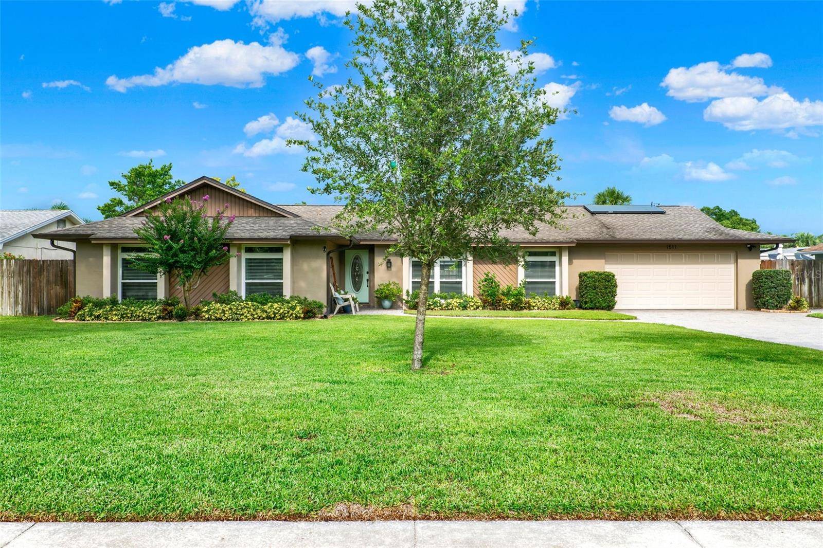 Longwood, FL 32779,1511 SUZANNE WAY