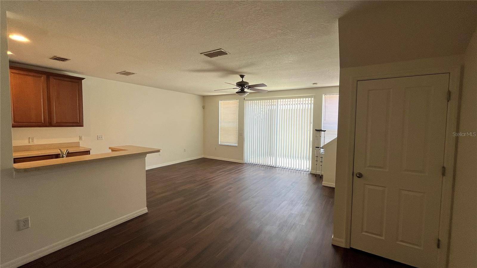 Kissimmee, FL 34744,3166 RIACHUELO LN