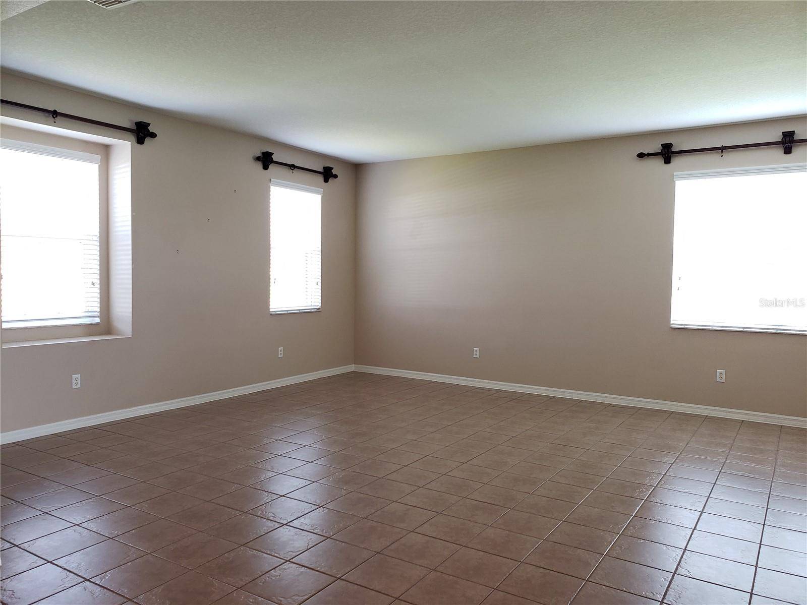 Winter Garden, FL 34787,656 SETTING SUN DR