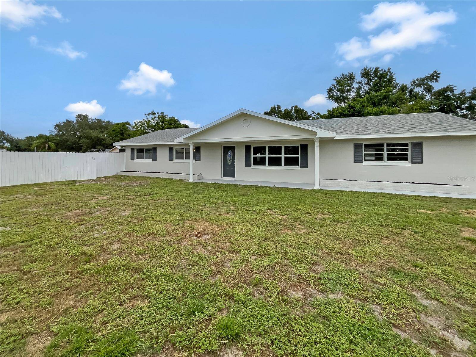 Leesburg, FL 34788,11045 LAKE EUSTIS DR