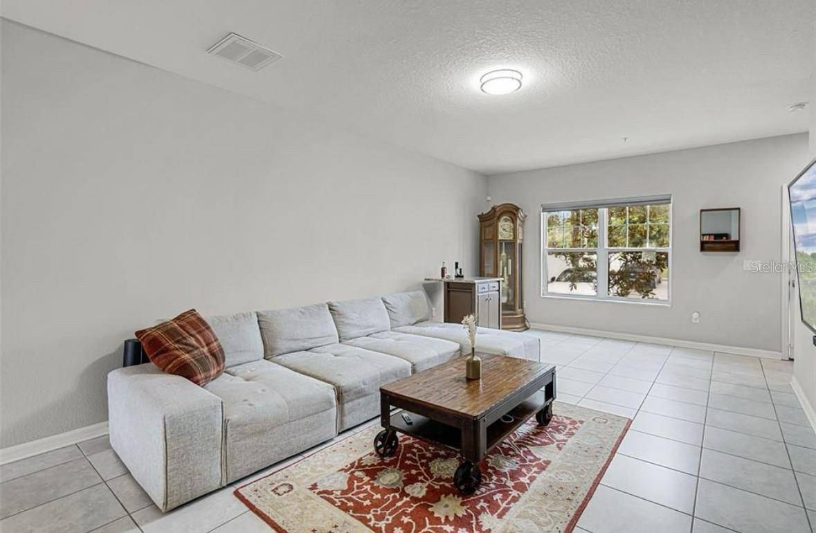 Temple Terrace, FL 33617,9203 BELLA TERRAZA WAY