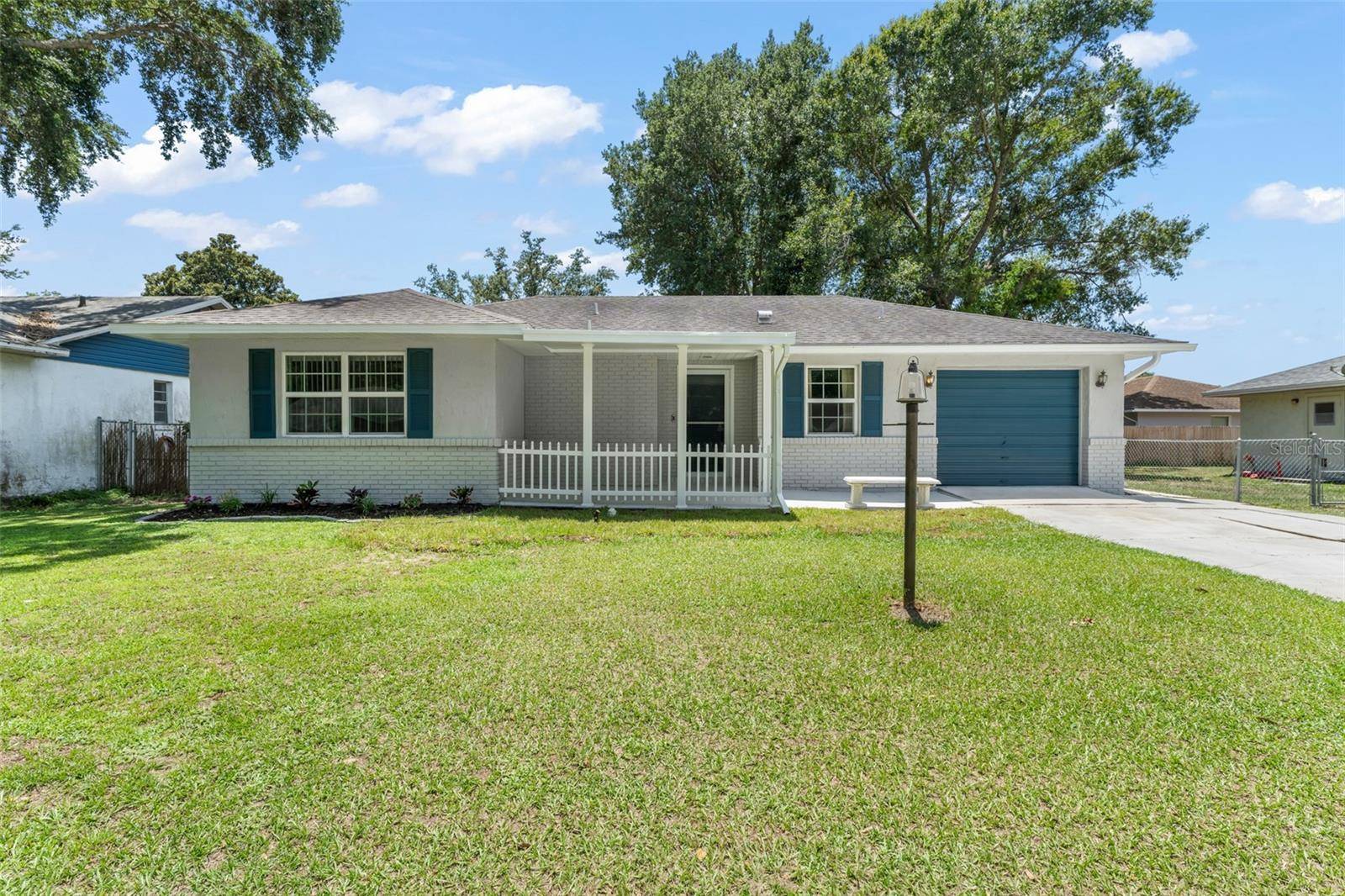 Davenport, FL 33837,17 ROSEWOOD DR