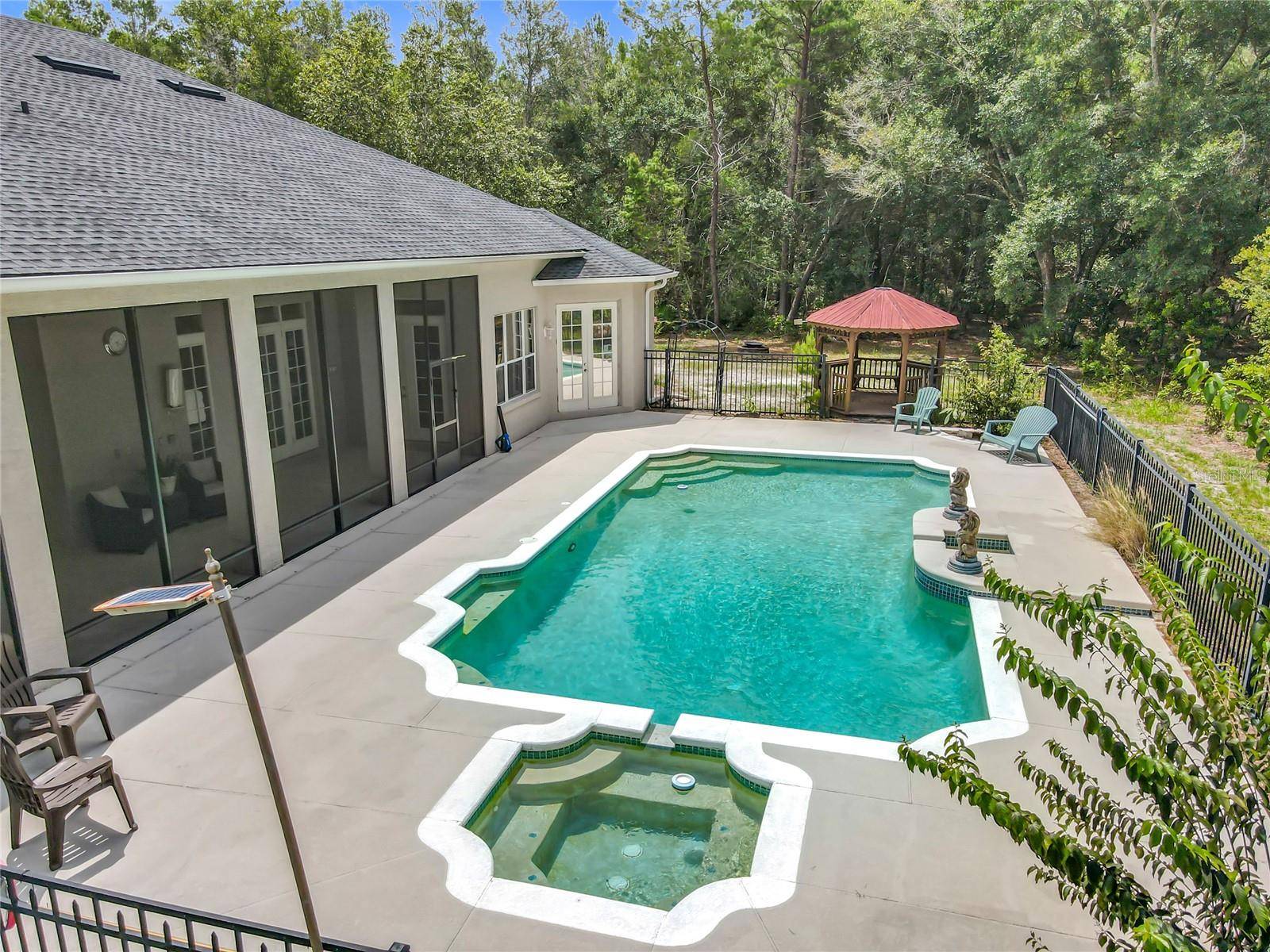 Geneva, FL 32732,700 VALLEY STREAM DR