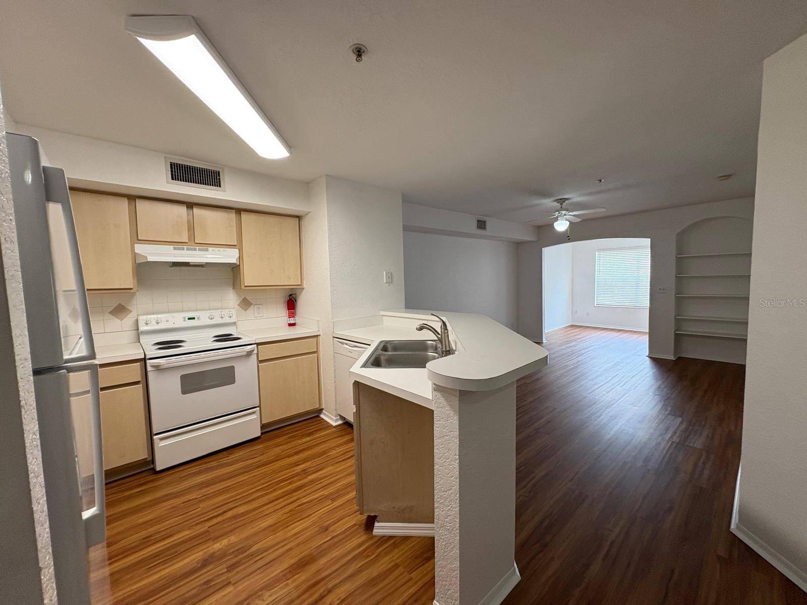 Altamonte Springs, FL 32714,820 CAMARGO WAY #203