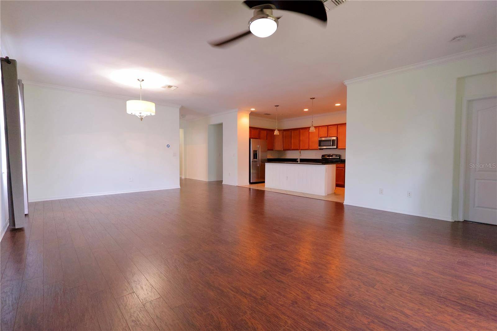Naples, FL 34120,2338 HEYDON CIR E