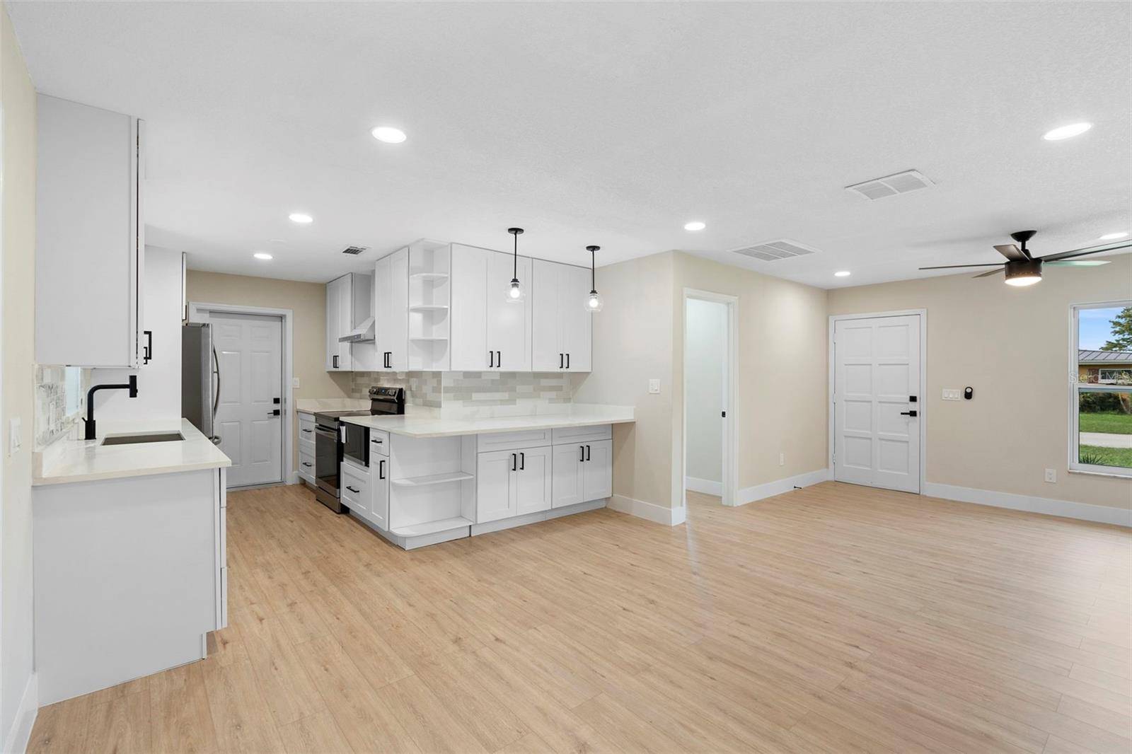 Apopka, FL 32703,5310 PINEVIEW WAY