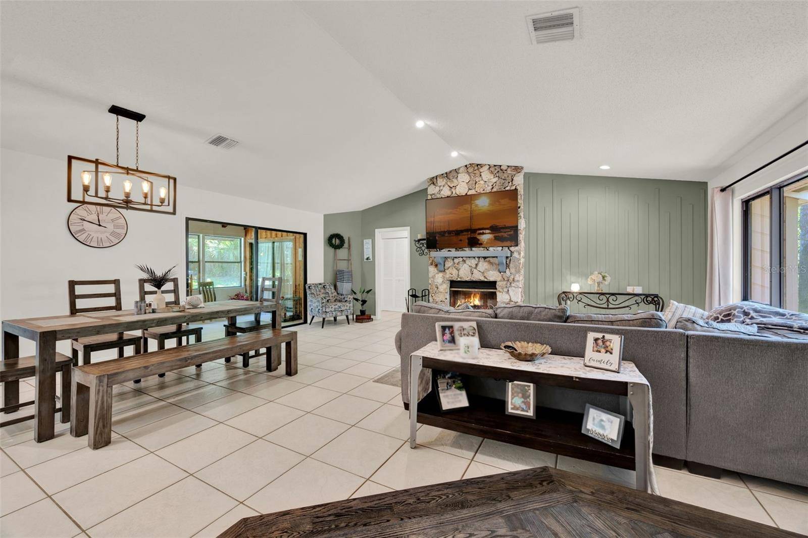 Apopka, FL 32712,531 HEATHER BRITE CIR