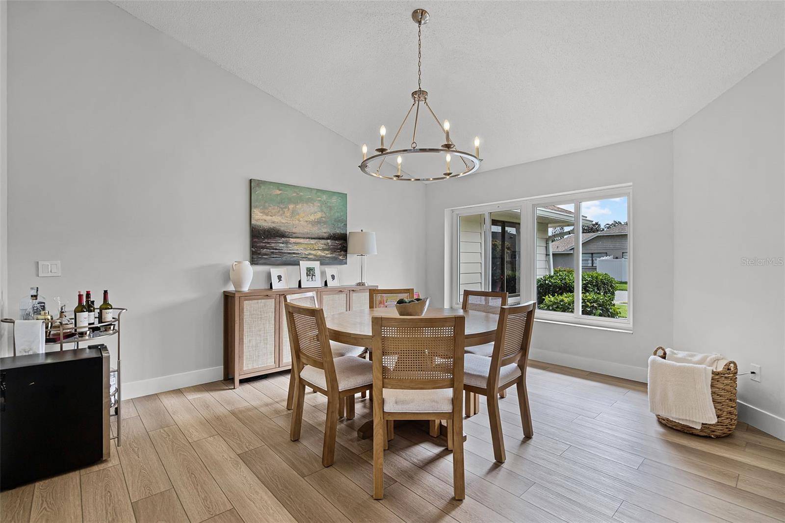 Winter Springs, FL 32708,696 VENTURE CT