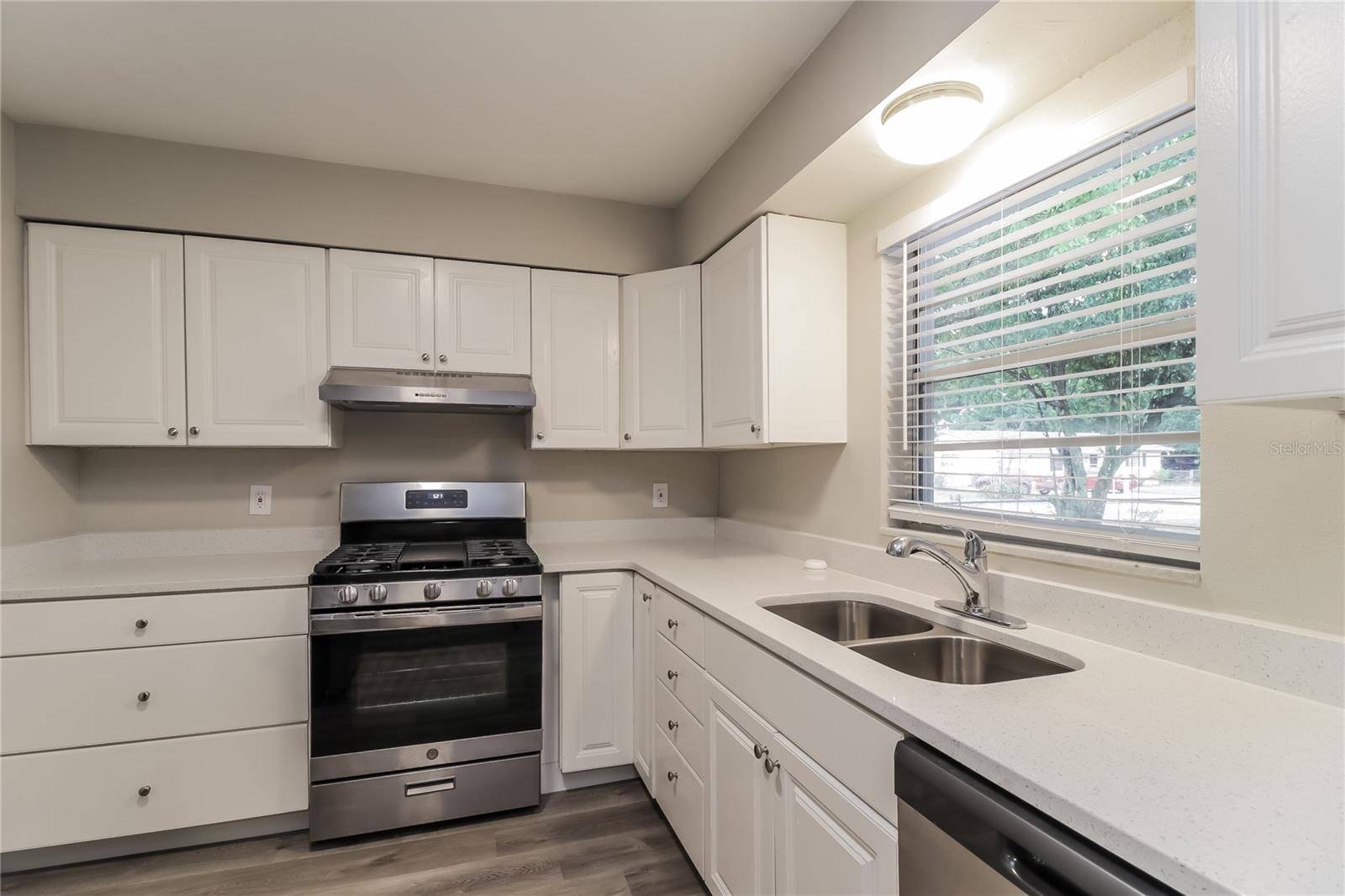Longwood, FL 32750,890 SEMINOLE AVE