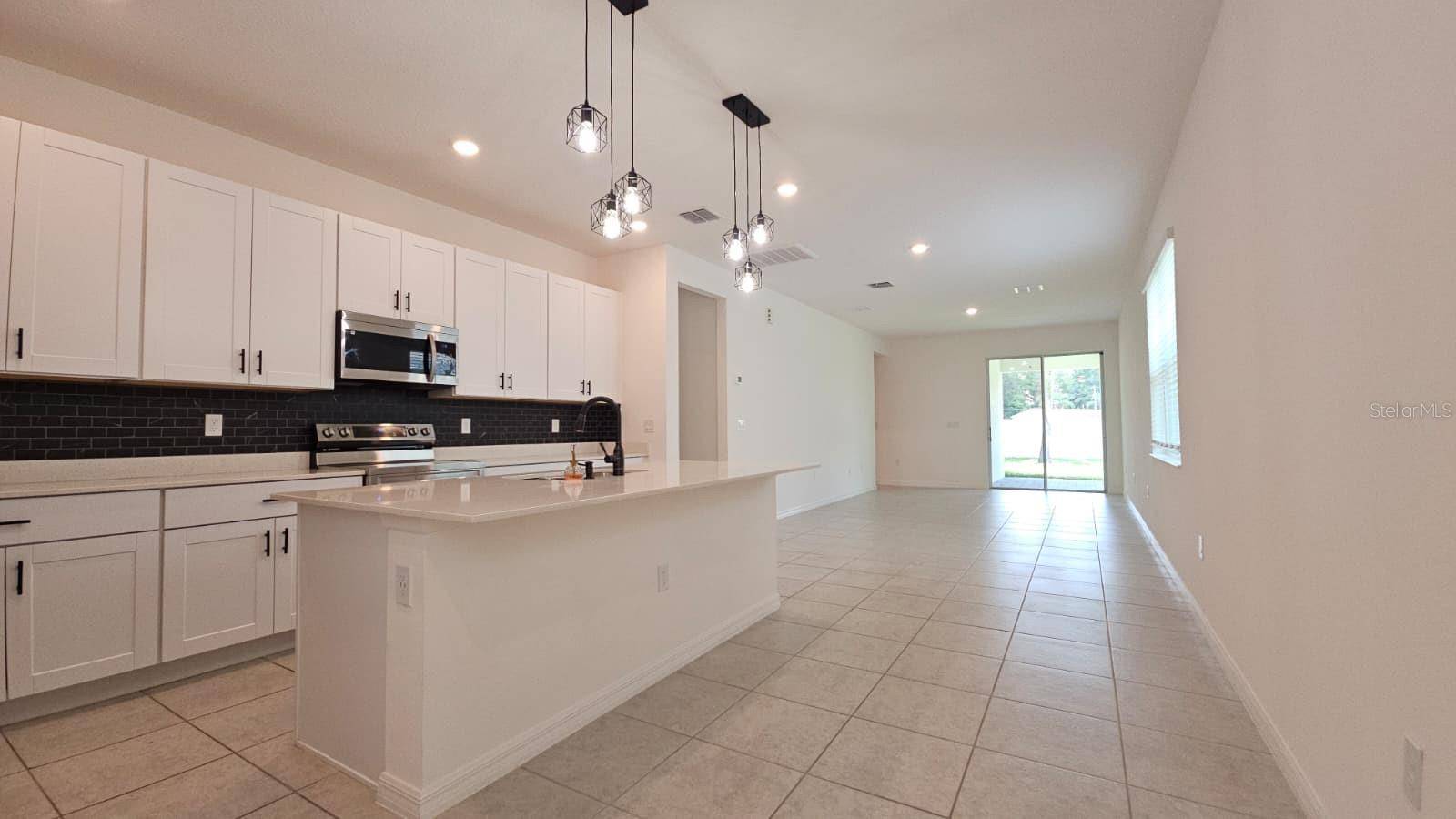 Fruitland Park, FL 34731,722 LEMON AVE