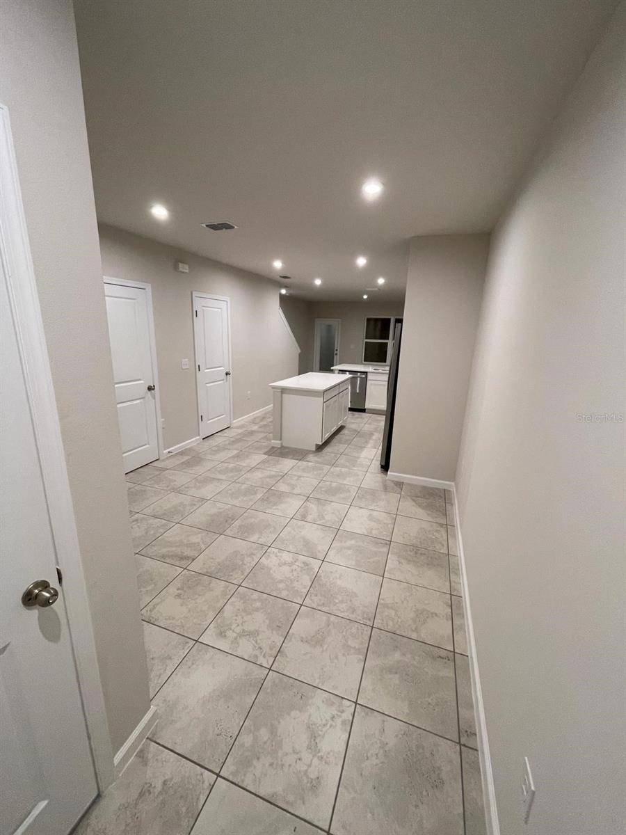 South Daytona, FL 32119,2034 EDISON POINTE BLVD