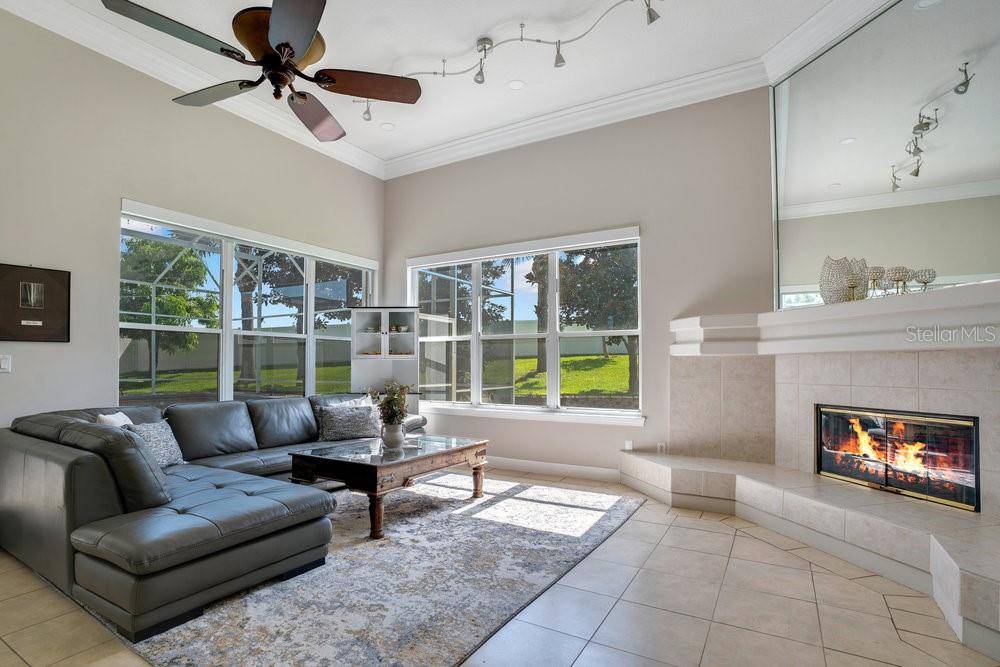 Orlando, FL 32835,8155 CANYON LAKE CIR