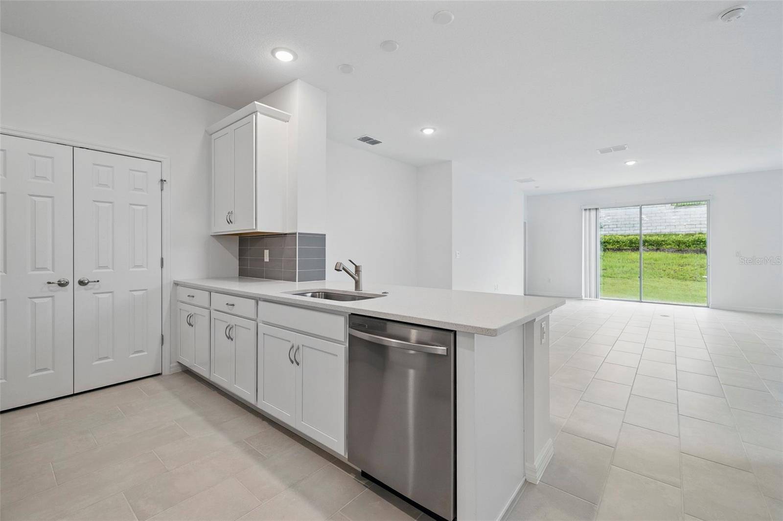 Howey In The Hills, FL 34737,27476 BLACK KITE AVE