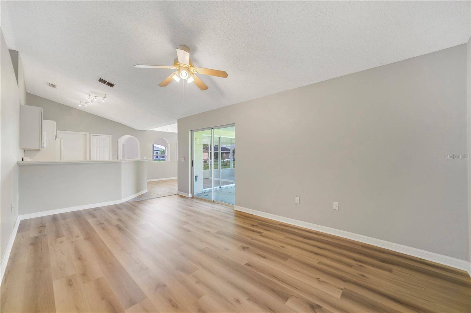 Kissimmee, FL 34758,938 GATESHEAD CT