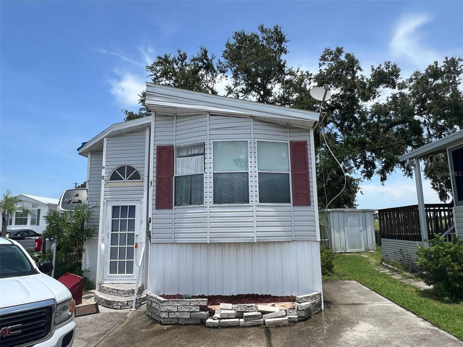 Palmetto, FL 34221,2215 73RD ST E #315