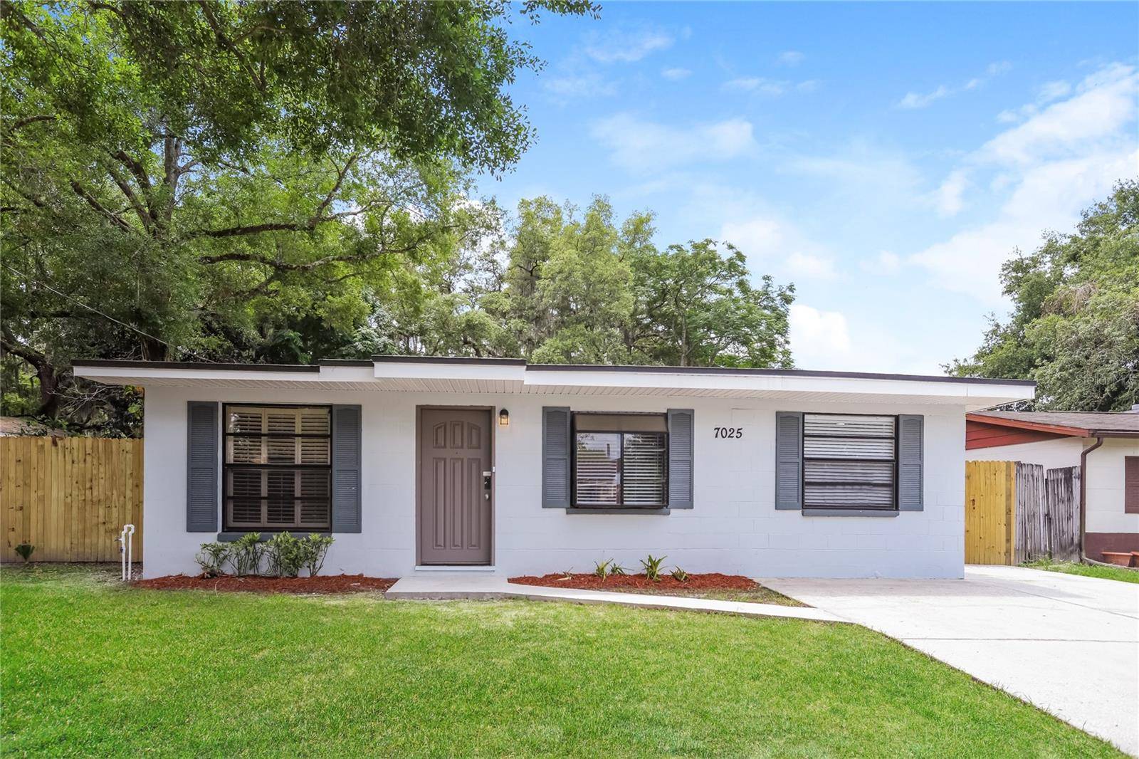 Tampa, FL 33637,7025 PONDEROSA DR