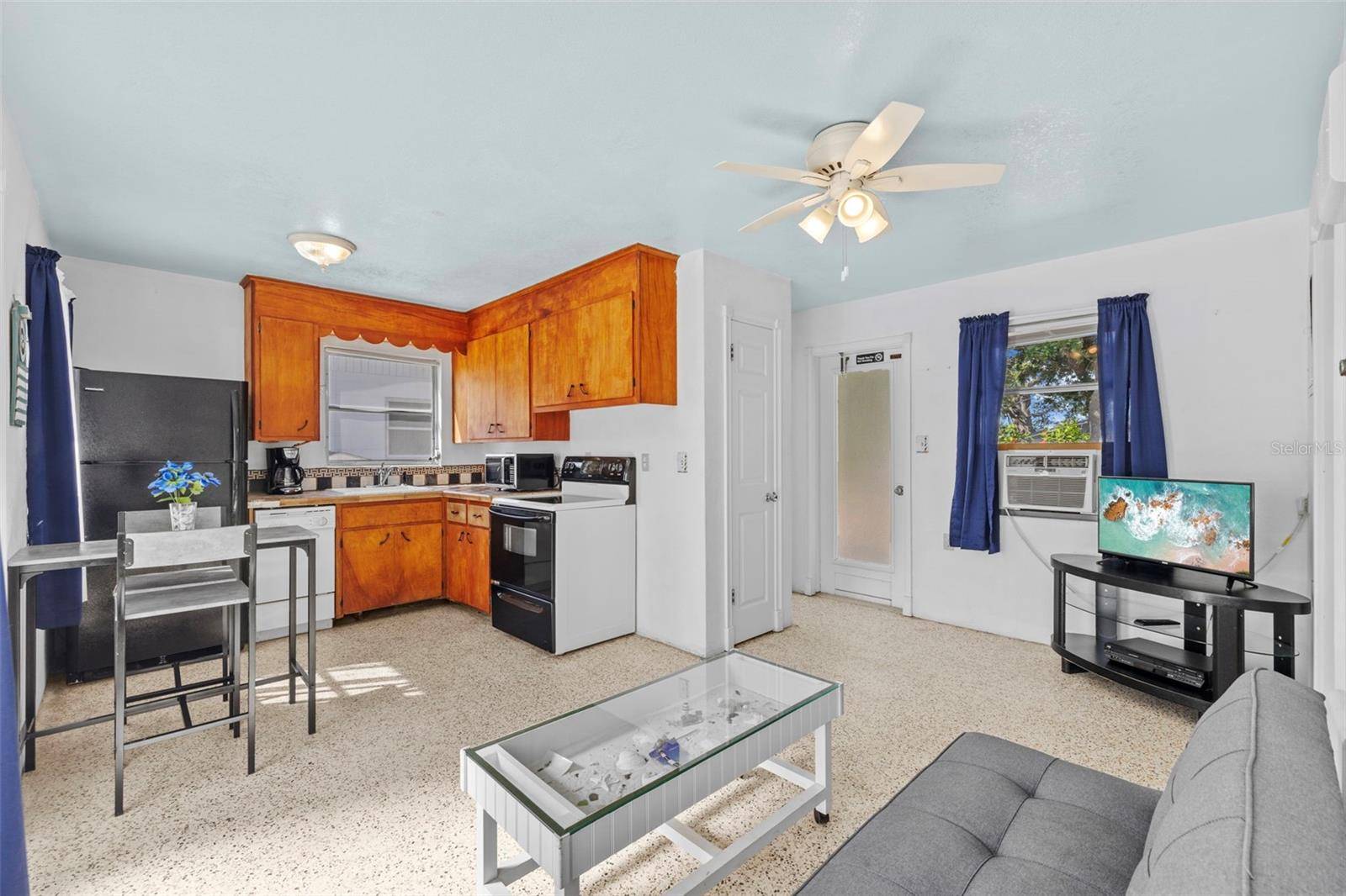 Englewood, FL 34223,784 S MCCALL RD