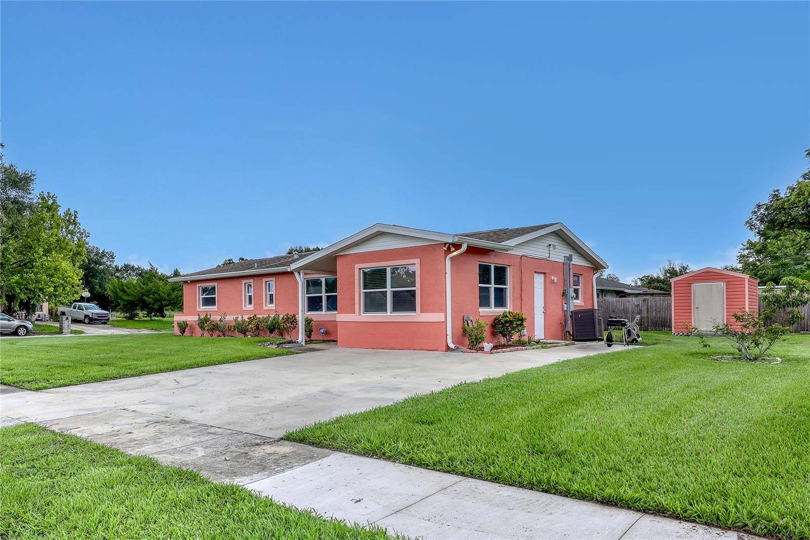 Mims, FL 32754,2013 GLENDALE BLVD