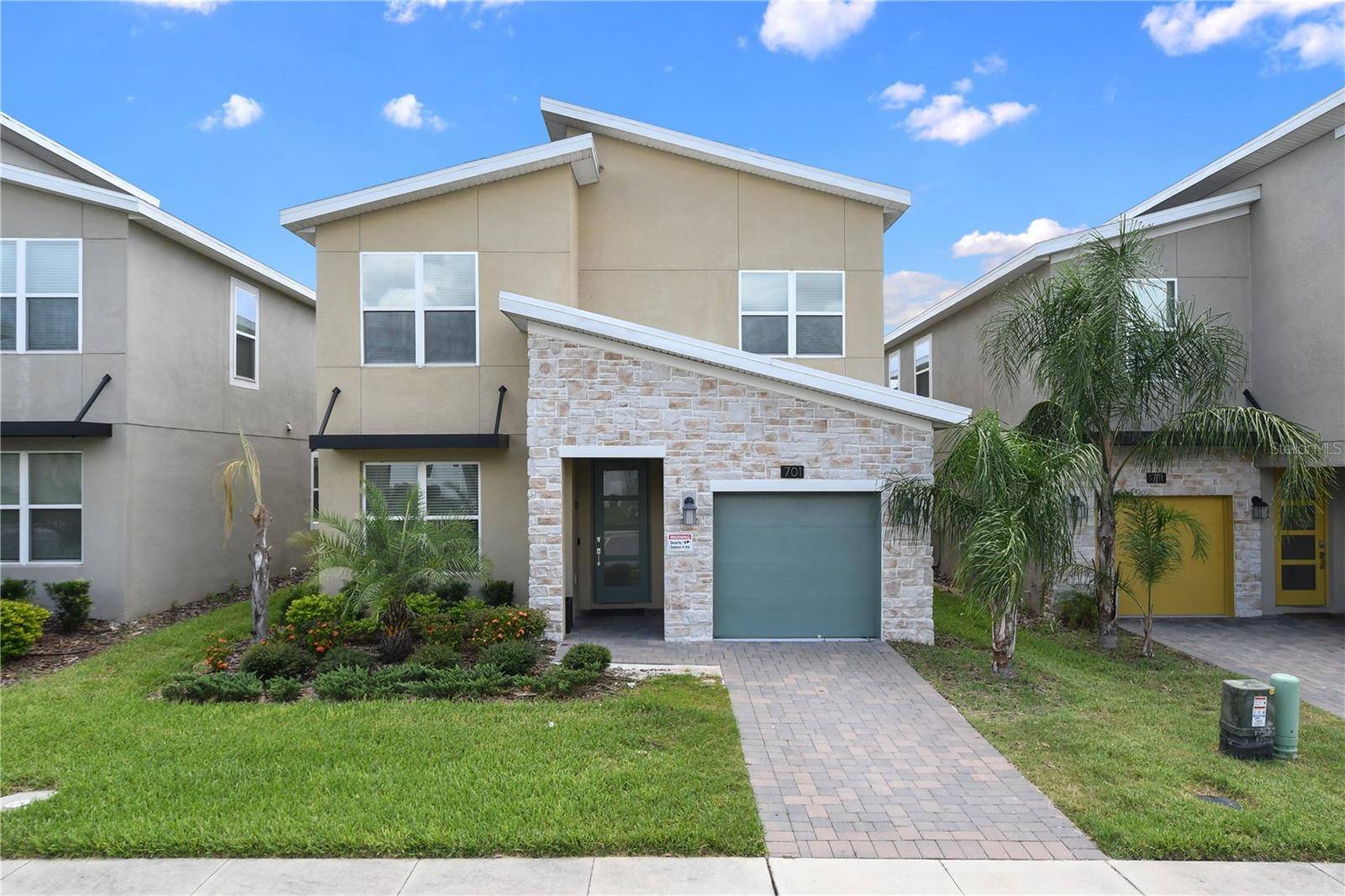 Davenport, FL 33896,701 DROP SHOT DR