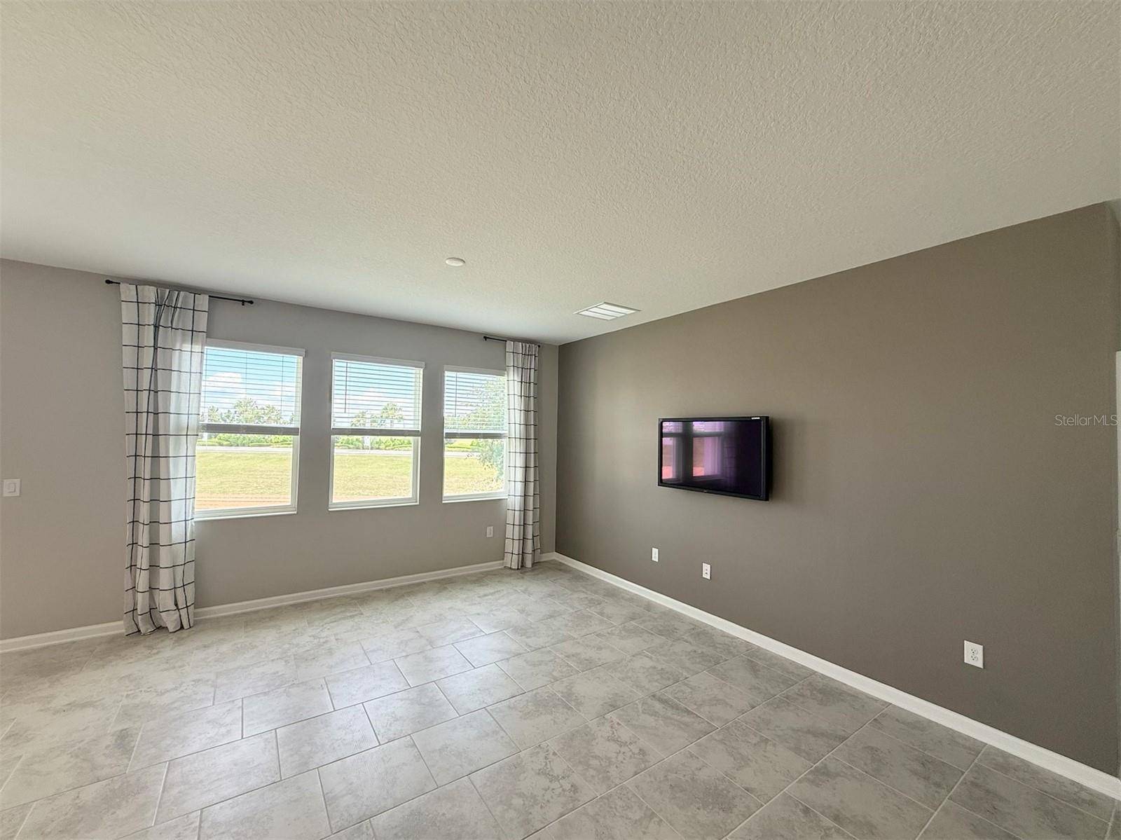 Groveland, FL 34736,7109 DILLY LAKE AVE