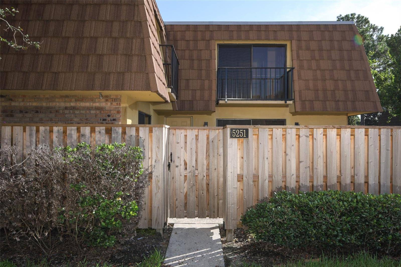 Orlando, FL 32811,5251 BROOK CT #242