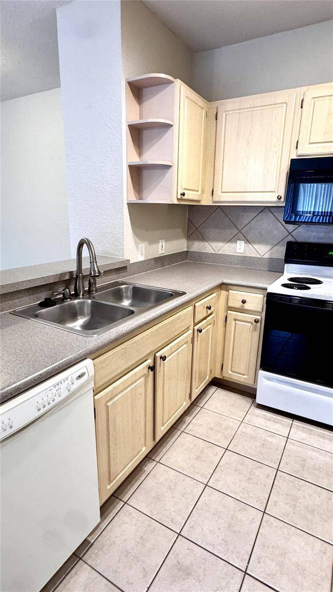Maitland, FL 32751,1375 LAKE SHADOW CIR #11203