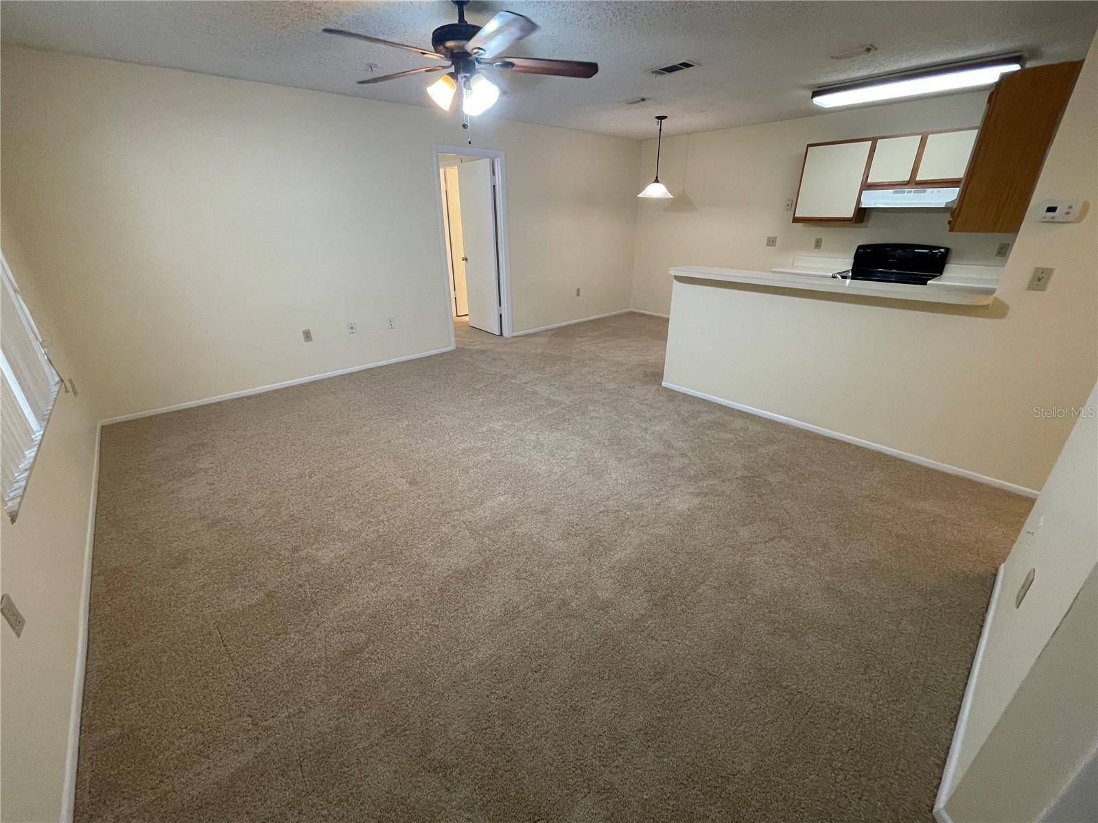 Altamonte Springs, FL 32714,633 BUOY LN #304