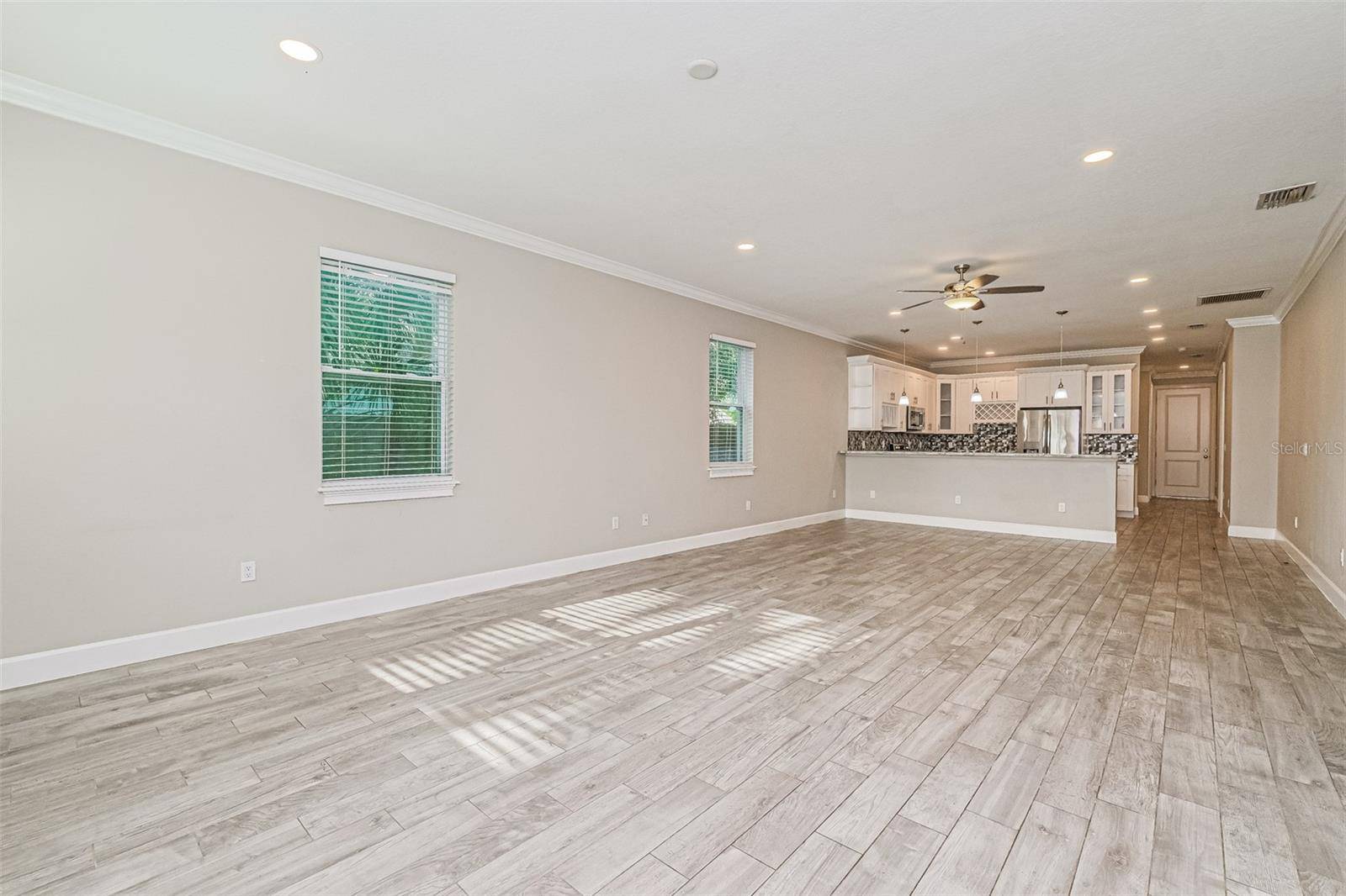 St Petersburg, FL 33705,2424 12TH ST S
