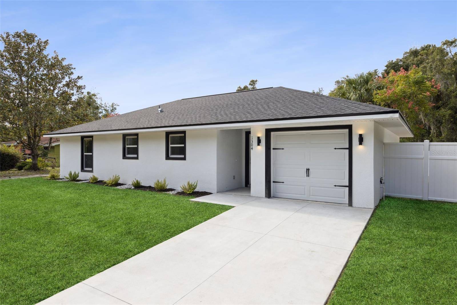 Deland, FL 32720,1304 S DELAWARE AVE