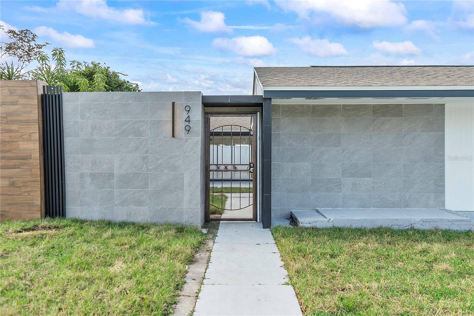 Rockledge, FL 32955,949 LEVITT Pkwy