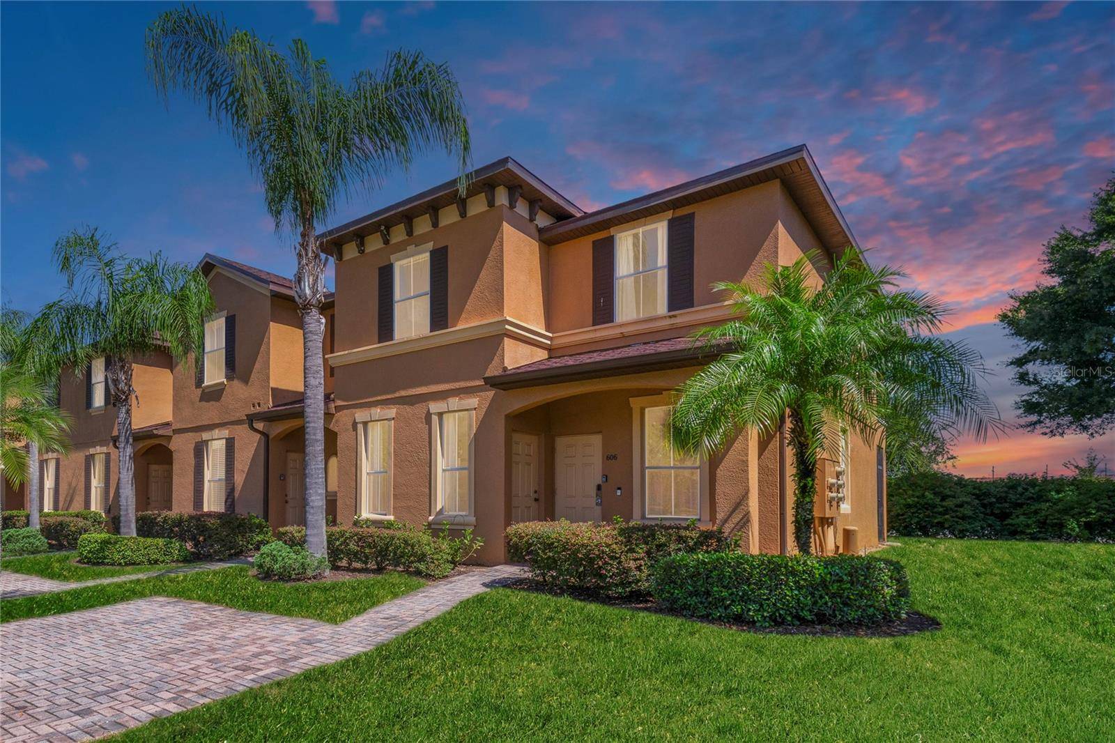 Davenport, FL 33897,606 CALABRIA AVE