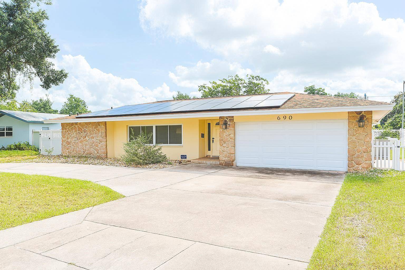 Winter Park, FL 32792,690 S LAKEMONT AVE