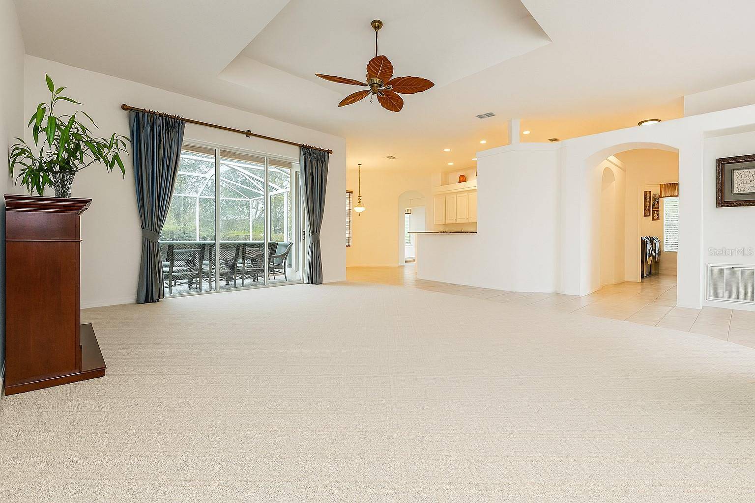 Weeki Wachee, FL 34613,10039 HERNANDO RIDGE