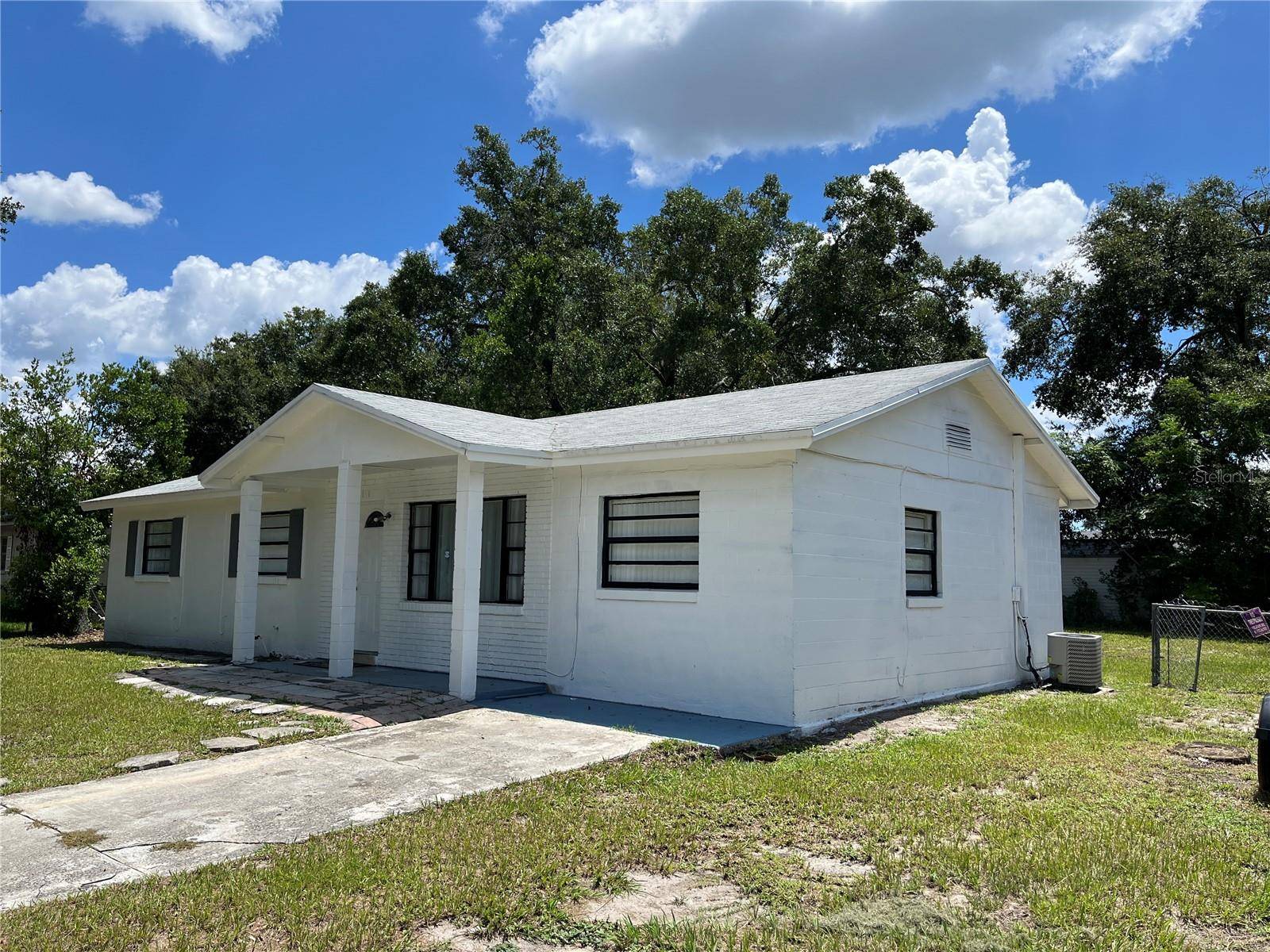 Altamonte Springs, FL 32701,605 PLUM LN