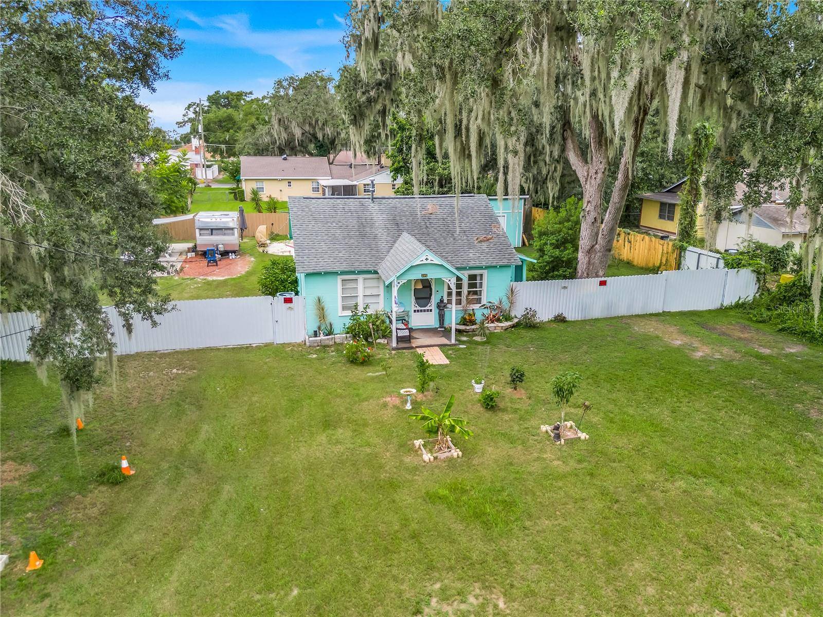 Mount Dora, FL 32757,521 MICHIGAN ST