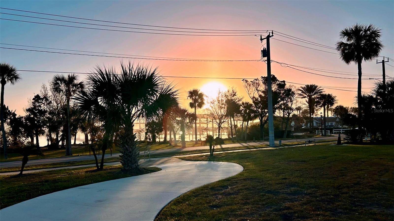 Ormond Beach, FL 32174,27 LINCOLN AVE