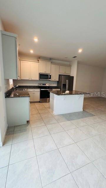 Kissimmee, FL 34747,1128 LAKESHORE BREEZE PL