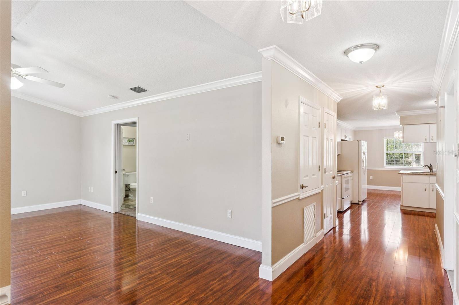 Tavares, FL 32778,1559 GROVE CT