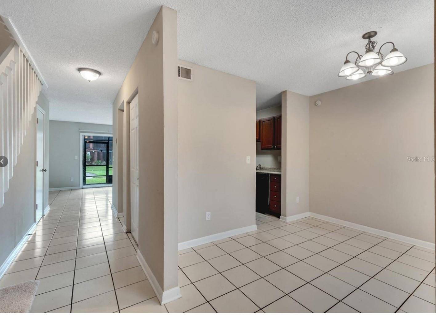 Orlando, FL 32839,5133 PICADILLY CIRCUS CT #1