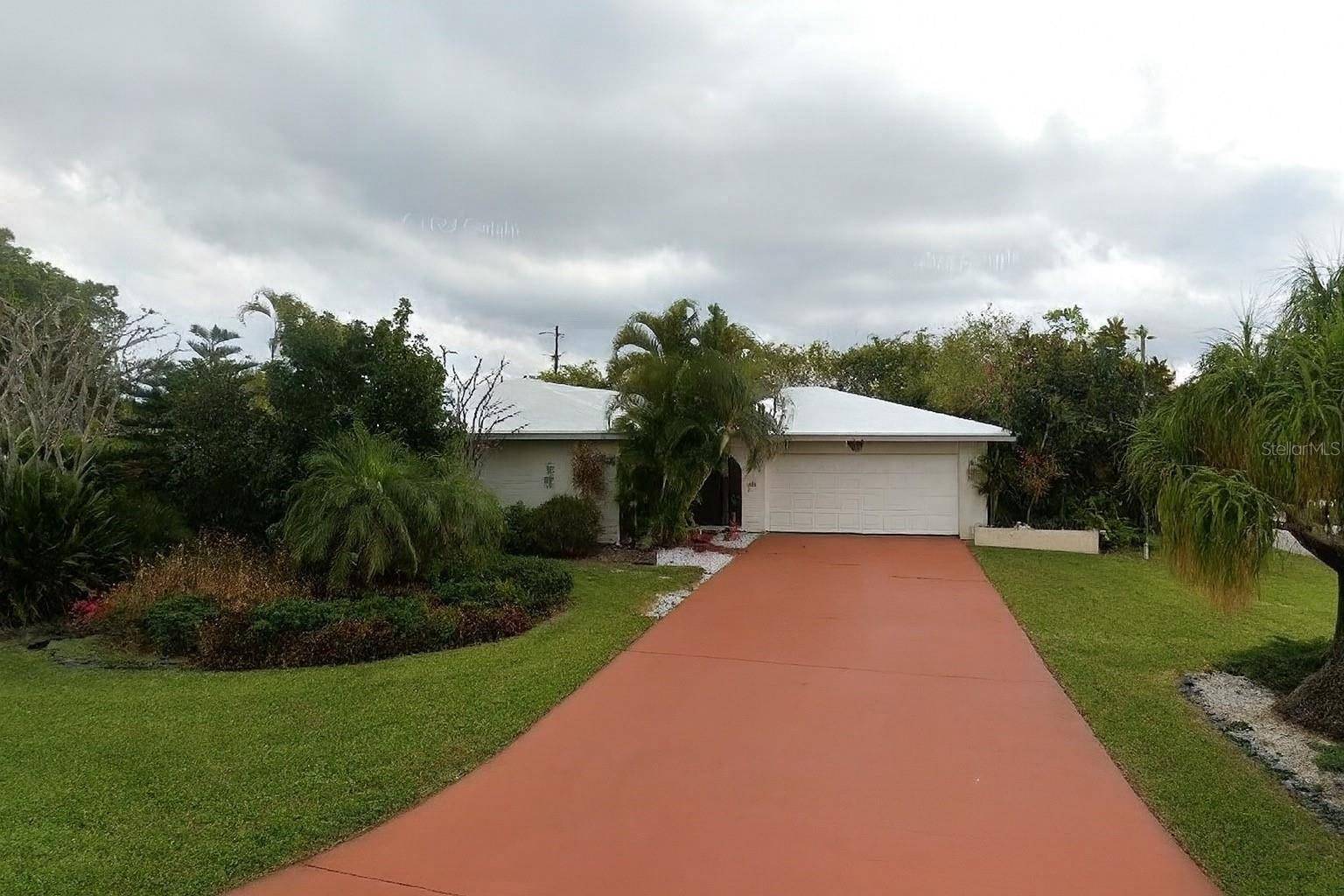 Cape Coral, FL 33904,1010 SE 43RD TER