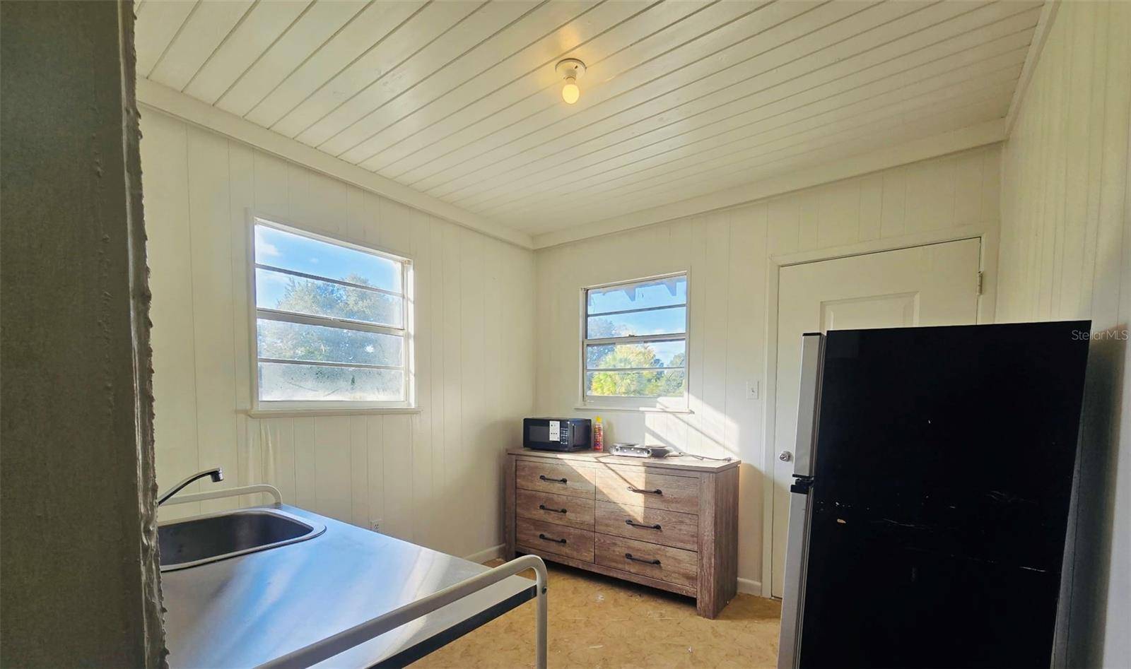 Hawthorne, FL 32640,8010 SE US HIGHWAY 301 #5B