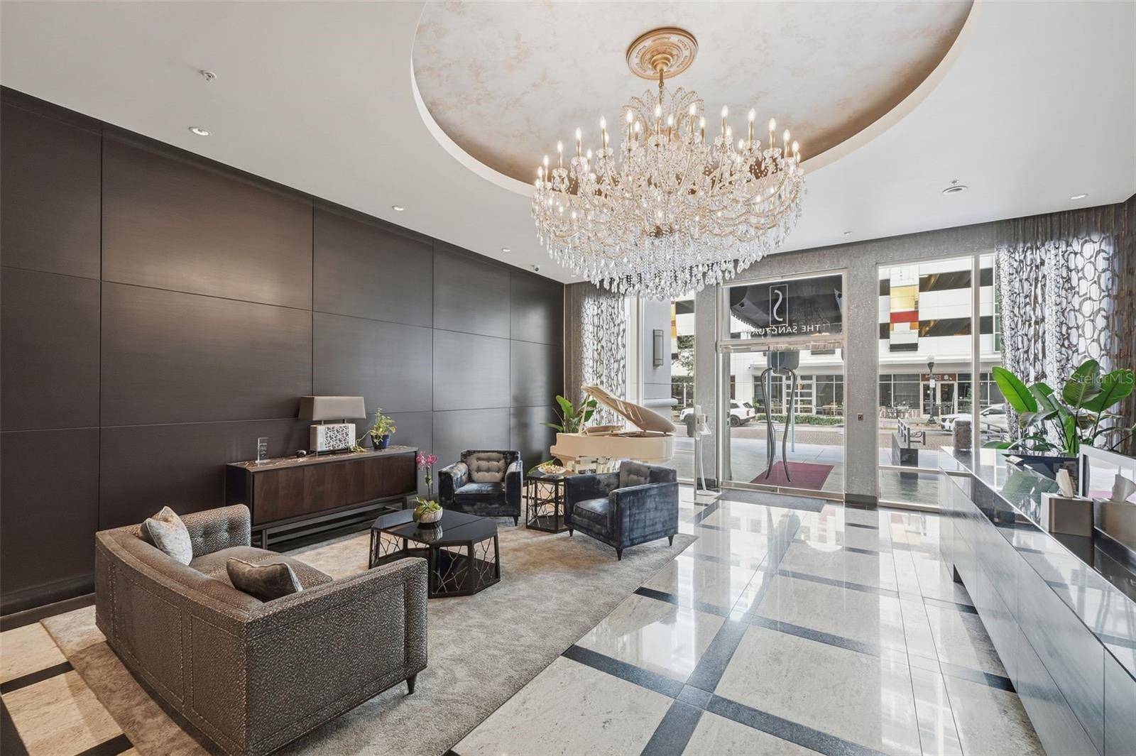 Orlando, FL 32801,100 S EOLA DR #712