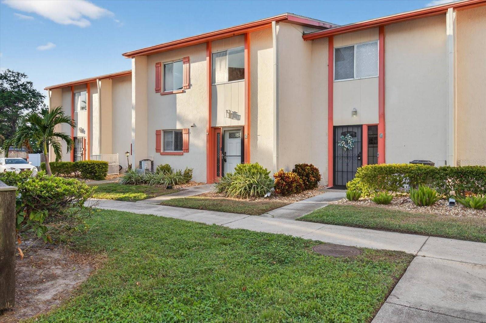 St Petersburg, FL 33712,5812 16TH LN S #3