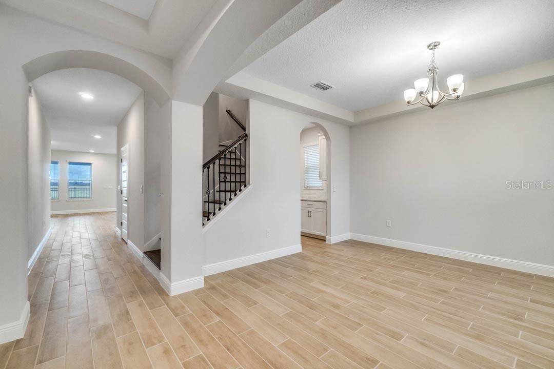 Winter Garden, FL 34787,18007 MILLHOUSE WAY