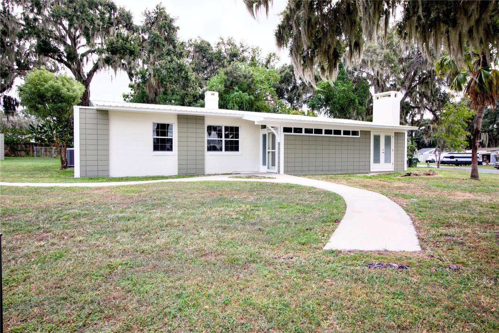 Leesburg, FL 34748,1114 OAK DR