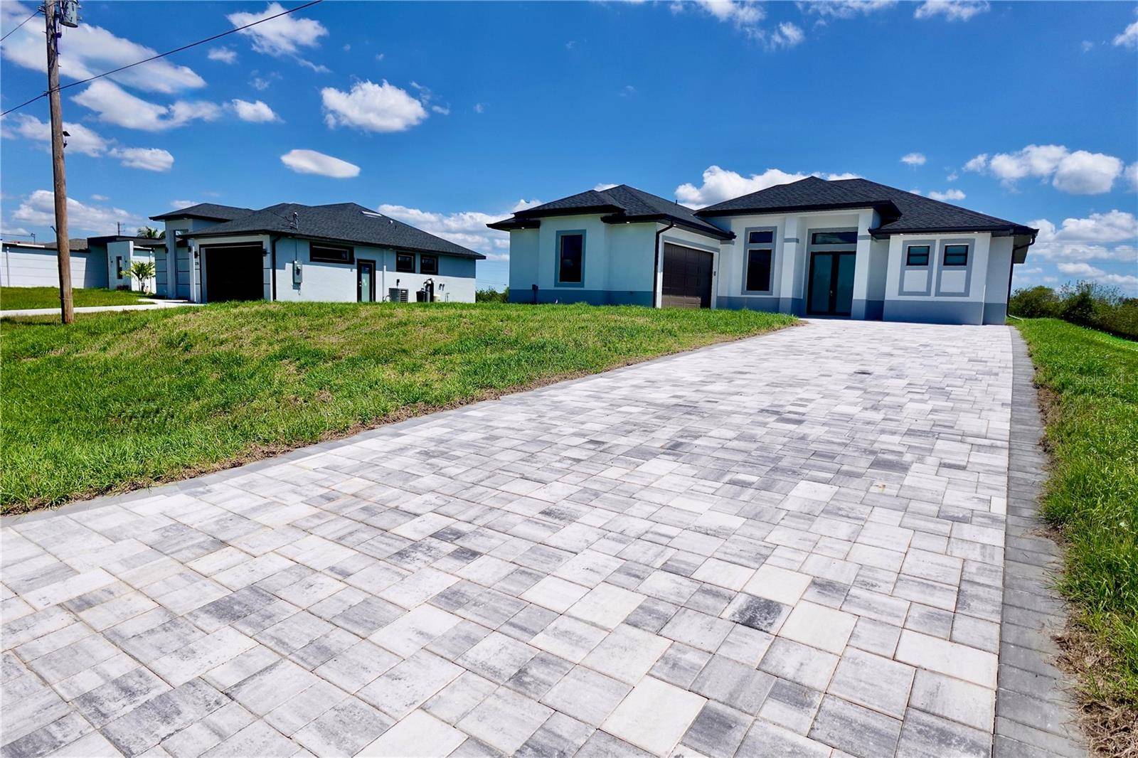 Lehigh Acres, FL 33974,224 PRESTON ST