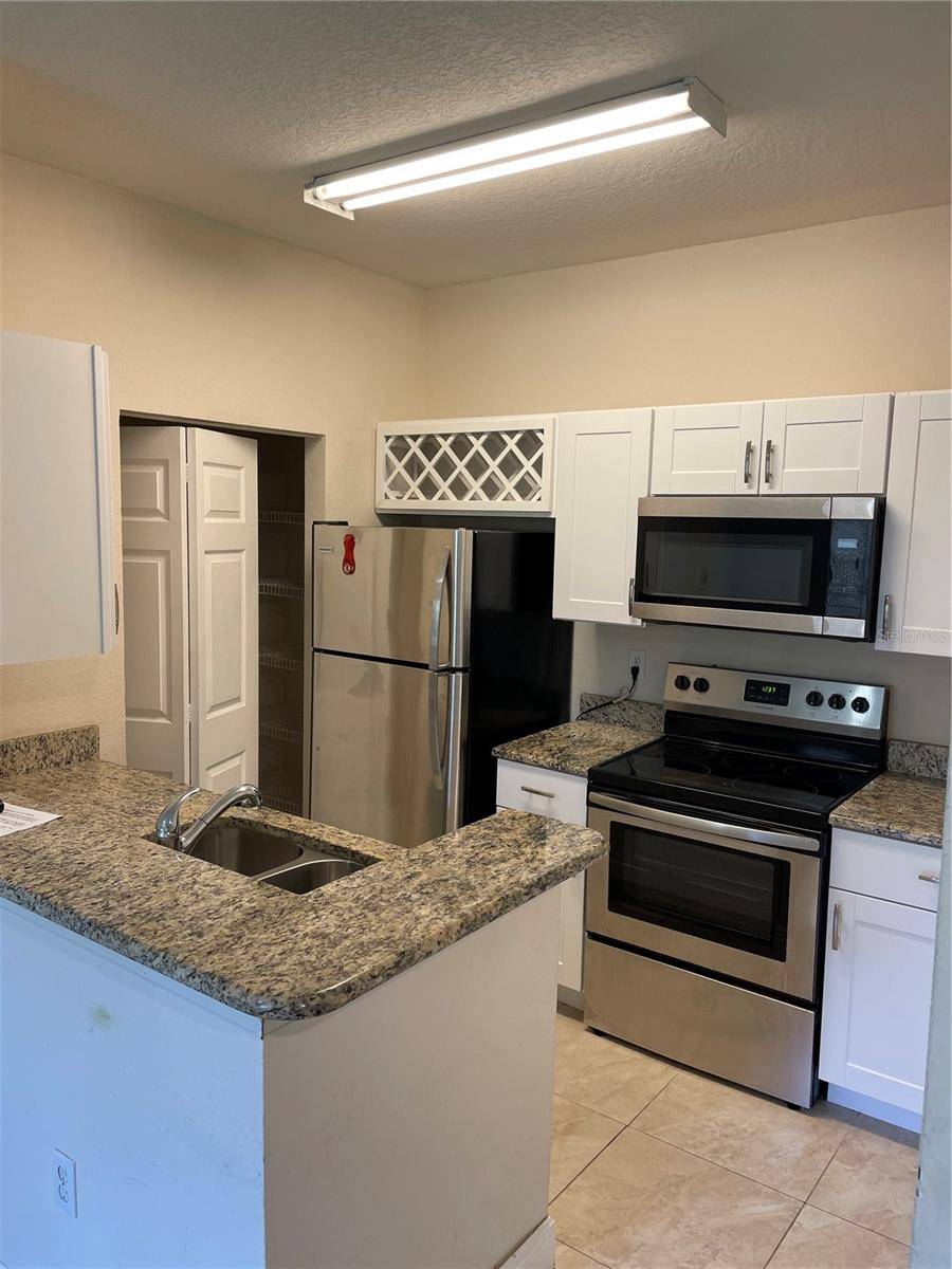 Orlando, FL 32835,2564 ROBERT TRENT JONES DR #1325