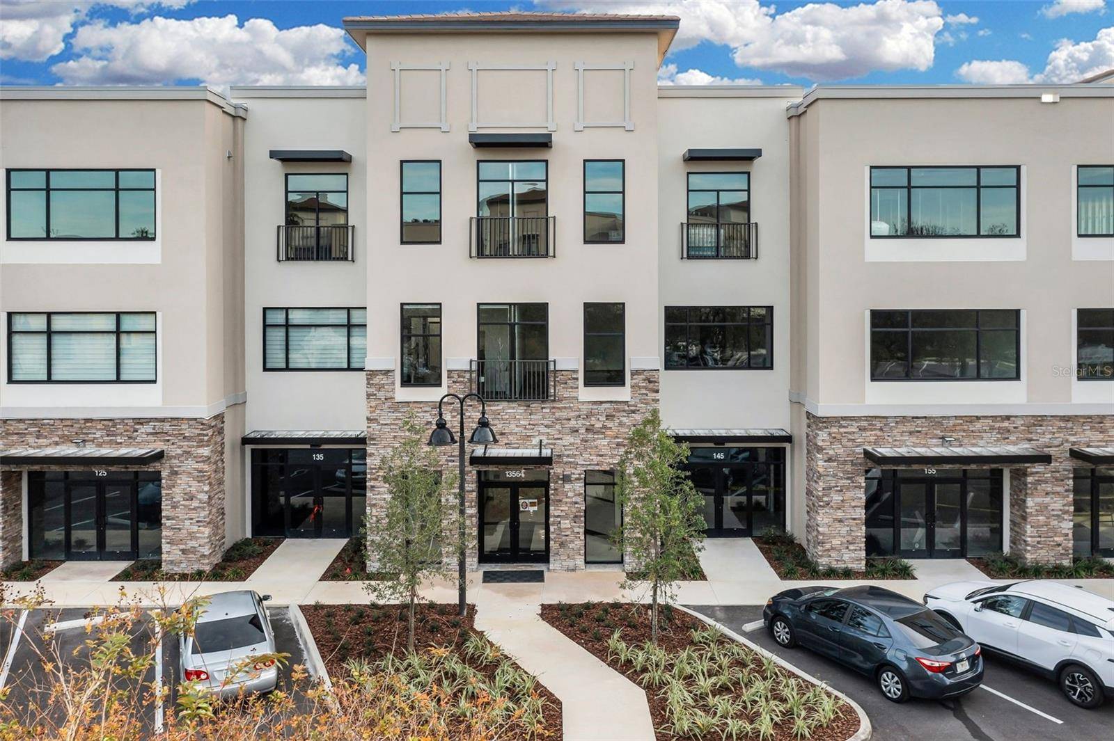 Orlando, FL 32837,13564 VILLAGE PARK DR #215