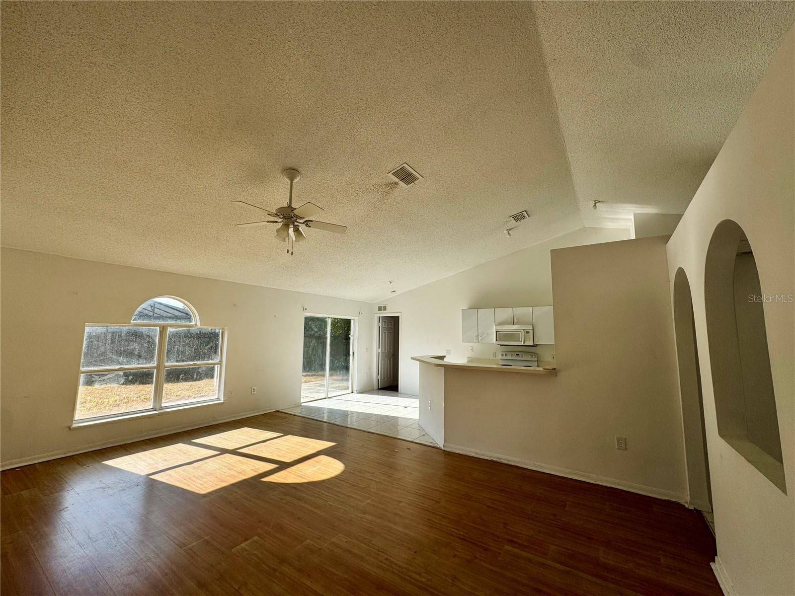 Poinciana, FL 34759,436 DOVE DR