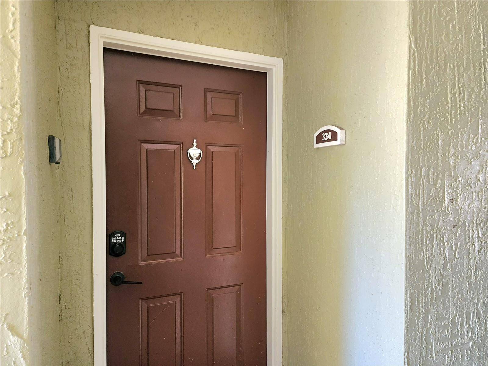 Orlando, FL 32828,712 CREST PINES DR #334